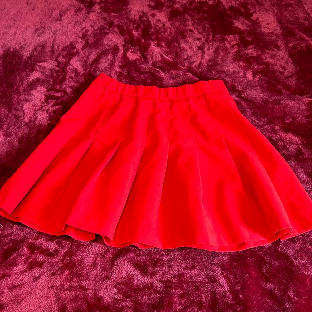 Vibrant Red Women's Pleated Skirt